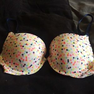 Victoria's secret push-up bra.